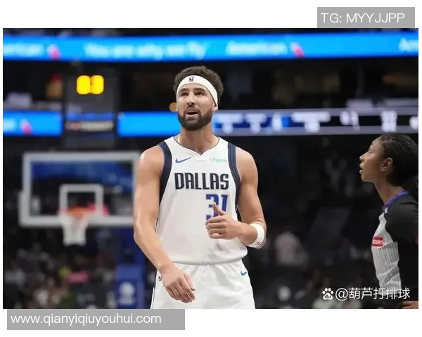 明天独行侠对阵篮网克莱状态良好可出战加福德出场机会渺茫 明天独行侠对阵篮网克莱状态良好可出战加福德出场机会渺茫