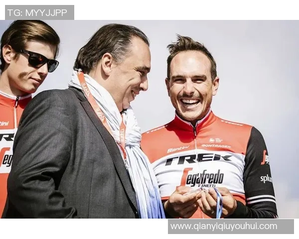 纳赛尔盛赞巴黎六冠荣耀共同庆祝历史性成就的自豪时刻 纳赛尔盛赞巴黎六冠荣耀共同庆祝历史性成就的自豪时刻